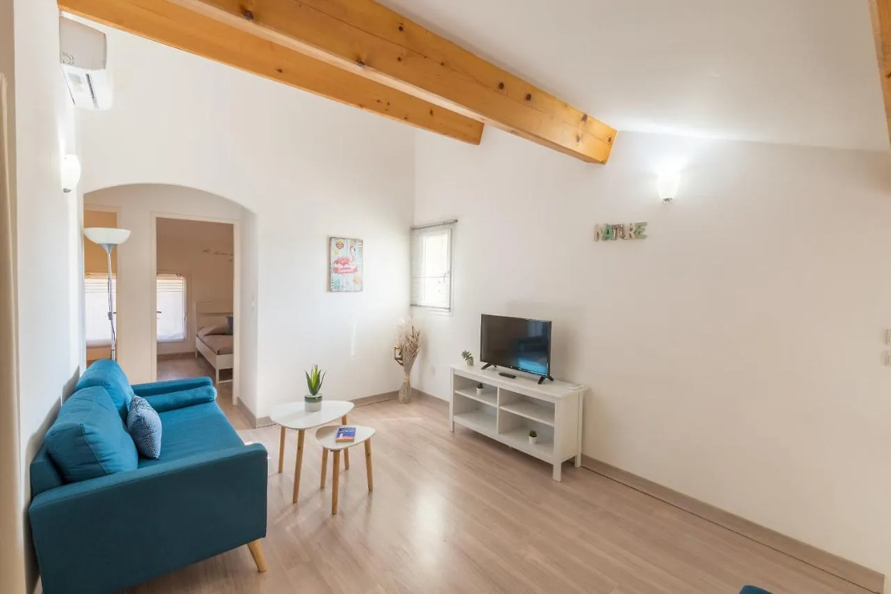 La Bastide, Villa En Duplex Idealement Situee A Quelques Pas De La Mer Hyeres